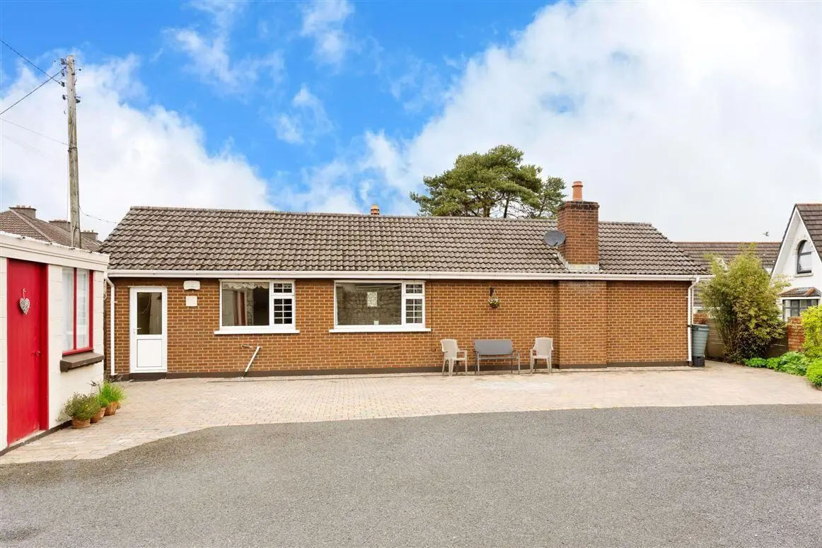 Existing bungalow viewed from the forecourt